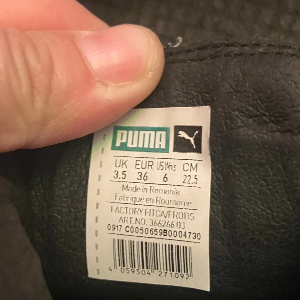 Fenty x Puma Chelsea sneaker boot (chunky boot) in black women’s 6